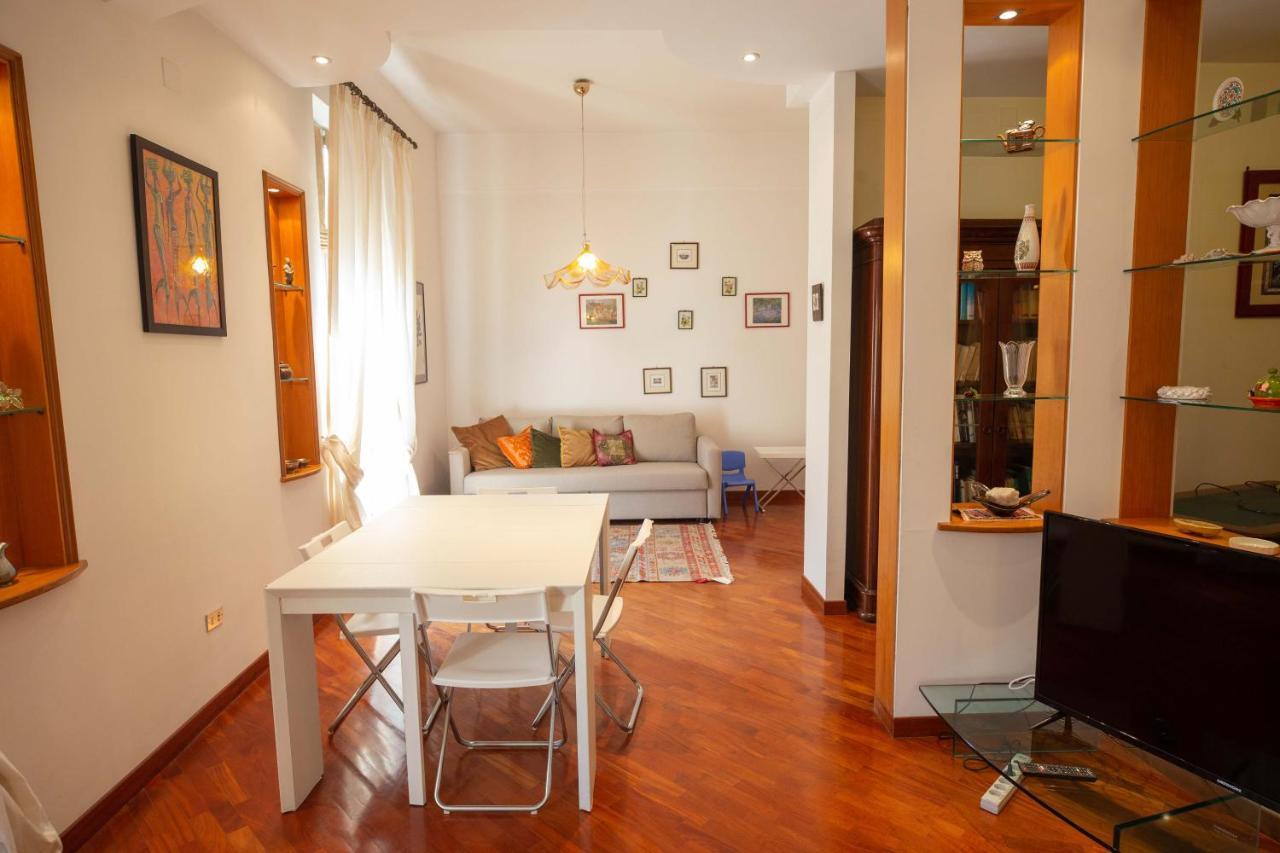 Vomero Chic By Dimorra * Naples